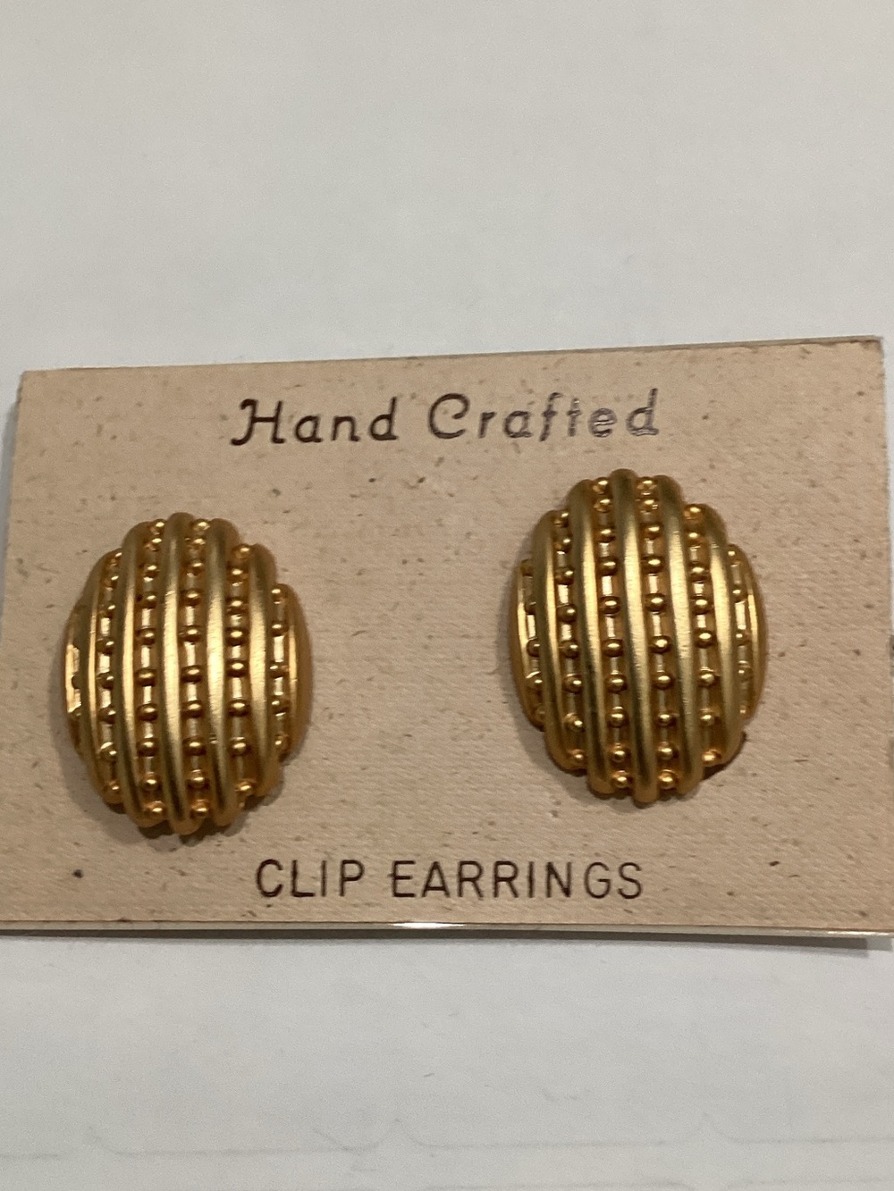 Handcrafted Gold Ribbed Dot Clip-On Earrings‎